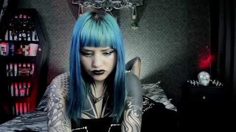 dimmuanddarkness online show from 01.28.25