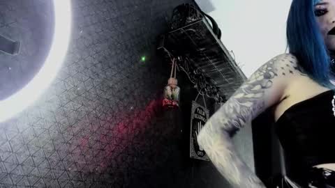 dimmuanddarkness online show from 02.22.25