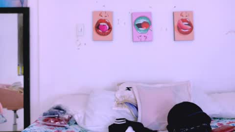 DINA online show from 04.18.26