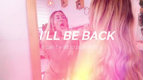 Snapshot of dina_ride chatting on 01.14.25 online show from 01.14.25