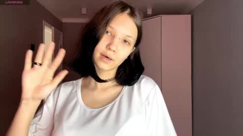 Snapshot of dinakonno chatting on 04.18.26 Amelia online show from 04.18.26