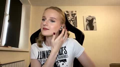 Kate online show from 12.03.25