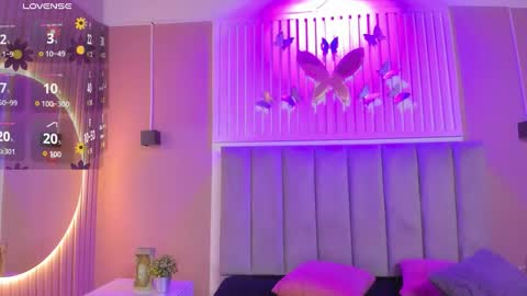 Cristal  online show from 10.30.25