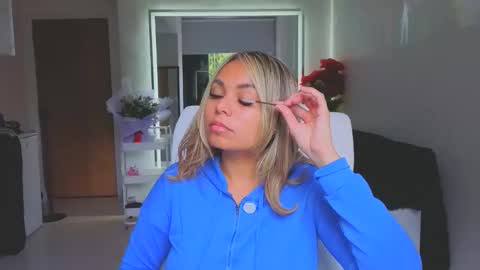 diosadeluniverso_ online show from 02.10.26