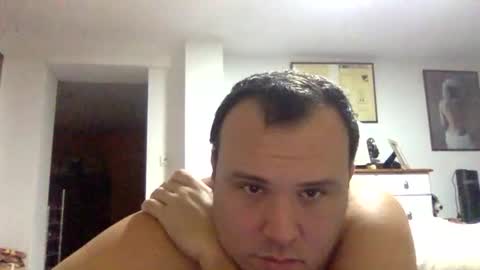 Snapshot of dirme chatting on 02.10.25 dirme online show from 02.10.25