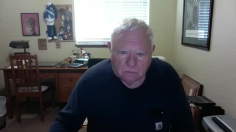 dirtrider195080438 online show from 04.13.26