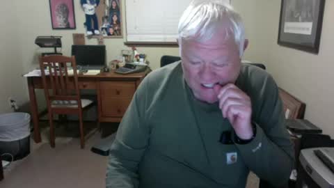 Snapshot of dirtrider195080438 chatting on 07.13.26 dirtrider195080438 online show from 07.13.26