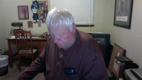 Snapshot of dirtrider195080438 chatting on 07.19.26 dirtrider195080438 online show from 07.19.26