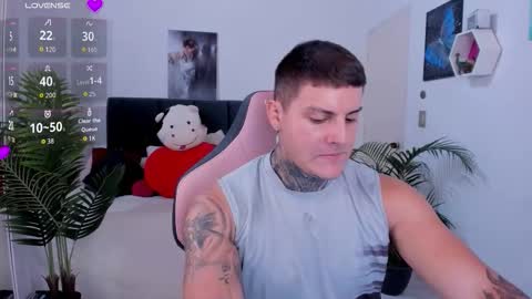 Snapshot of dirty_boy__ chatting on 10.17.25 johny online show from 10.17.25
