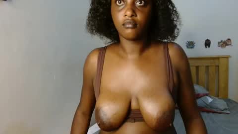 Snapshot of dirty_slutts chatting on 10.11.25 sisi and grovin online show from 10.11.25