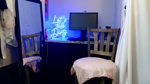 Snapshot of dirtydaisy1998 chatting on 09.24.25 Daisy Wylde online show from 09.24.25