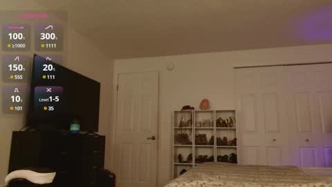 Susie   online show from 12.06.24