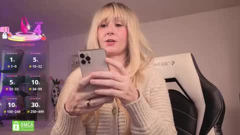 Susie   online show from 11.03.25