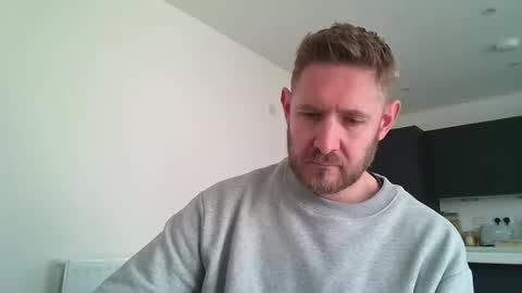 Snapshot of dirtylondon729 chatting on 05.14.26 Exhibitionist Ben online show from 05.14.26