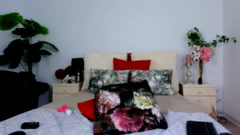 Snapshot of dirtystudentgirl chatting on 10.02.25 Chloe online show from 10.02.25