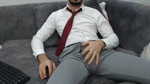 Snapshot of dirtyybooyy77 chatting on 11.17.25 dirtyybooyy77 online show from 11.17.25