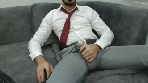 Snapshot of dirtyybooyy77 chatting on 11.20.25 dirtyybooyy77 online show from 11.20.25