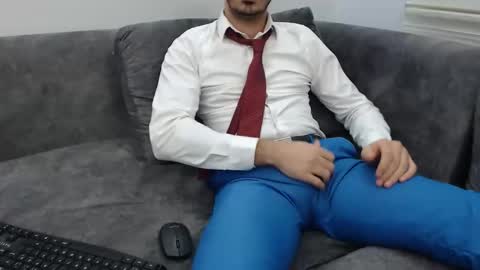 Snapshot of dirtyybooyy77 chatting on 11.29.25 dirtyybooyy77 online show from 11.29.25