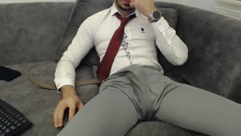 Snapshot of dirtyybooyy77 chatting on 02.27.26 dirtyybooyy77 online show from 02.27.26