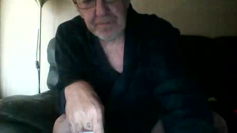 Snapshot of discovery63 chatting on 02.05.26 discovery63 online show from 02.05.26