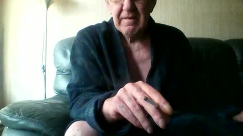 Snapshot of discovery63 chatting on 02.15.26 discovery63 online show from 02.15.26