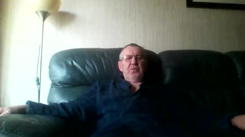 Snapshot of discovery63 chatting on 02.22.26 discovery63 online show from 02.22.26