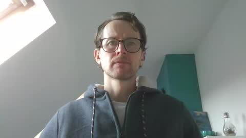 Snapshot of discovery_99 chatting on 12.03.24 discovery_99 online show from 12.03.24