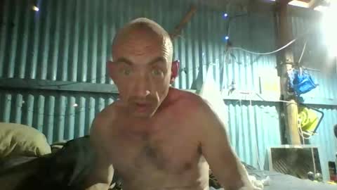 Snapshot of discreetpleasures4u chatting on 10.05.25 discreetpleasures4u online show from 10.05.25