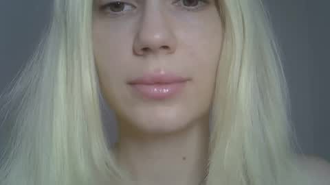 DitaMilton online show from 04.06.26