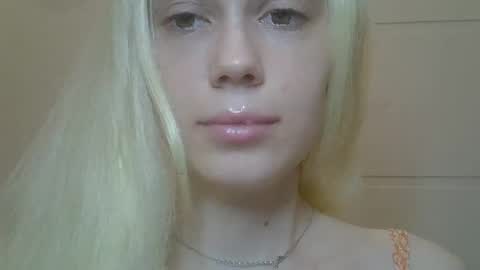 DitaReVirax online show from 04.10.26