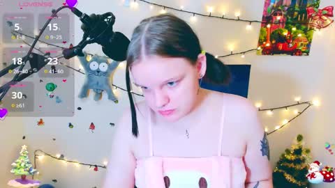 Snapshot of divamarisa chatting on 12.24.24 Maria online show from 12.24.24