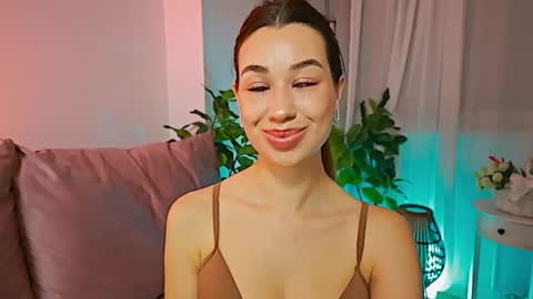 Tia online show from 04.14.26