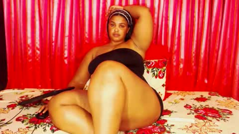 divinebooty93 online show from 02.26.26