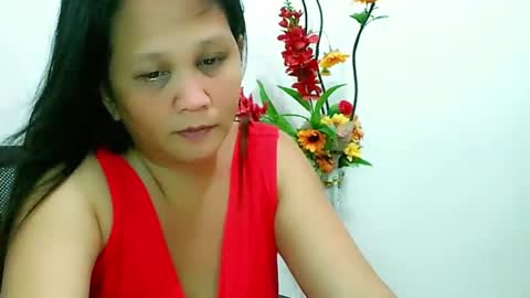 Snapshot of divinegrace10 chatting on 12.24.24     Divine Grace Close To Your Hear online show from 12.24.24