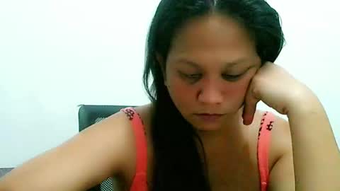 Snapshot of divinegrace10 chatting on 12.29.24     Divine Grace Close To Your Hear online show from 12.29.24