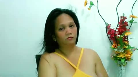 Snapshot of divinegrace10 chatting on 01.05.25     Divine Grace Close To Your Hear online show from 01.05.25