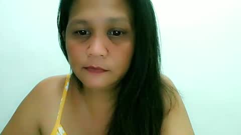 Snapshot of divinegrace10 chatting on 02.17.25     Divine Grace Close To Your Hear online show from 02.17.25