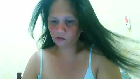 Snapshot of divinegrace10 chatting on 10.20.25     Divine Grace Close To Your Hear online show from 10.20.25