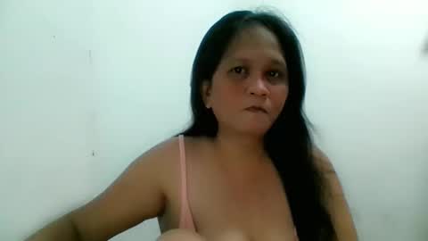 Snapshot of divinegrace10 chatting on 11.10.25 Divine Grace Close To Your Hear online show from 11.10.25