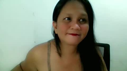 Snapshot of divinegrace10 chatting on 11.22.25 Divine Grace Close To Your Hear online show from 11.22.25