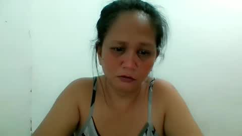 Snapshot of divinegrace10 chatting on 12.14.25 Divine Grace Close To Your Hear online show from 12.14.25