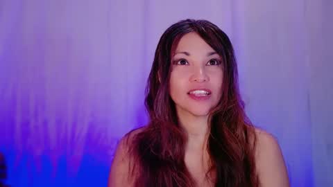 Snapshot of divinelynn chatting on 02.17.25 DivineLynn online show from 02.17.25