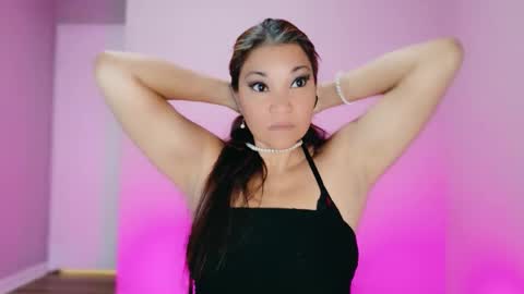 Snapshot of divinelynn chatting on 10.24.25 DivineLynn online show from 10.24.25