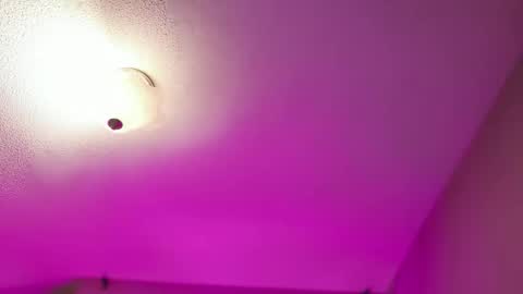 Snapshot of divinelynn chatting on 02.20.26 DivineLynn online show from 02.20.26