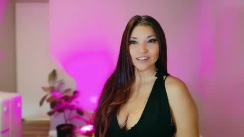 Snapshot of divinelynn chatting on 03.07.26 DivineLynn online show from 03.07.26