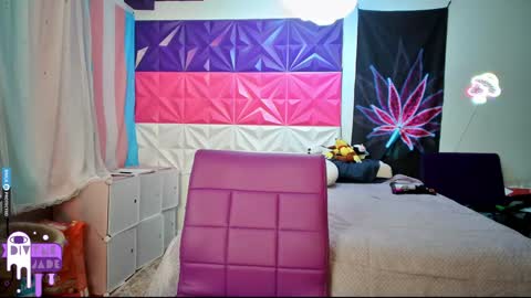 Jade Divyne online show from 12.06.24