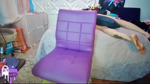 Jade Divyne online show from 12.11.24