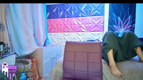 Jade Divyne online show from 12.28.24