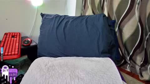 Jade Divyne online show from 03.05.25