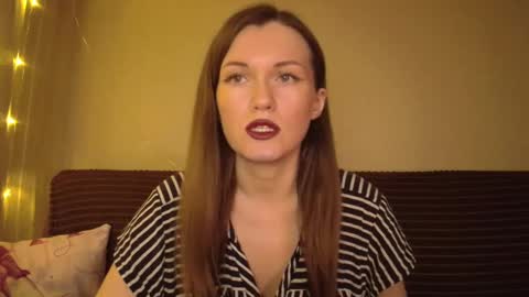 Snapshot of dixiemiller chatting on 12.22.24 Dixiemiller online show from 12.22.24